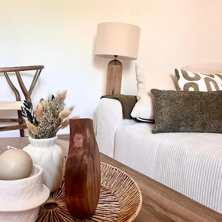 Διαμέρισμα Charmant Appartement *